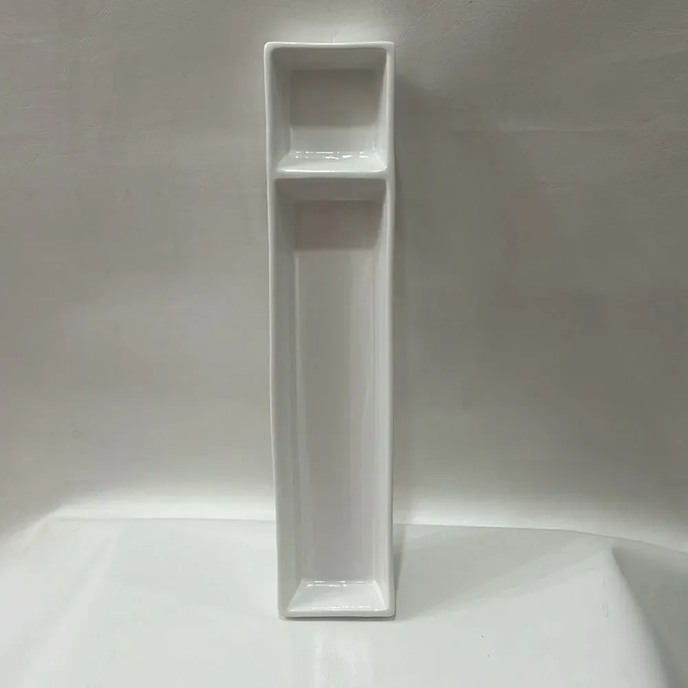 10 Strawberry Street Oven To Table White Rectangle Baking Dish 15 1/2 In Long
